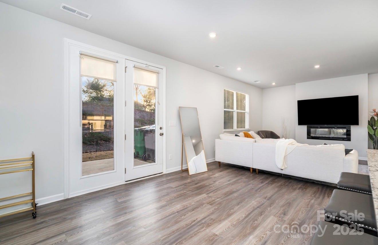 4922 Raspberry Knoll Drive