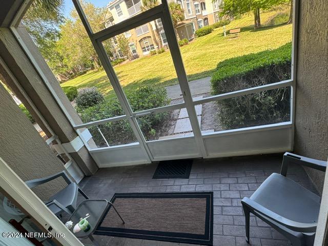 10550 BAYMEADOWS Road, 1018