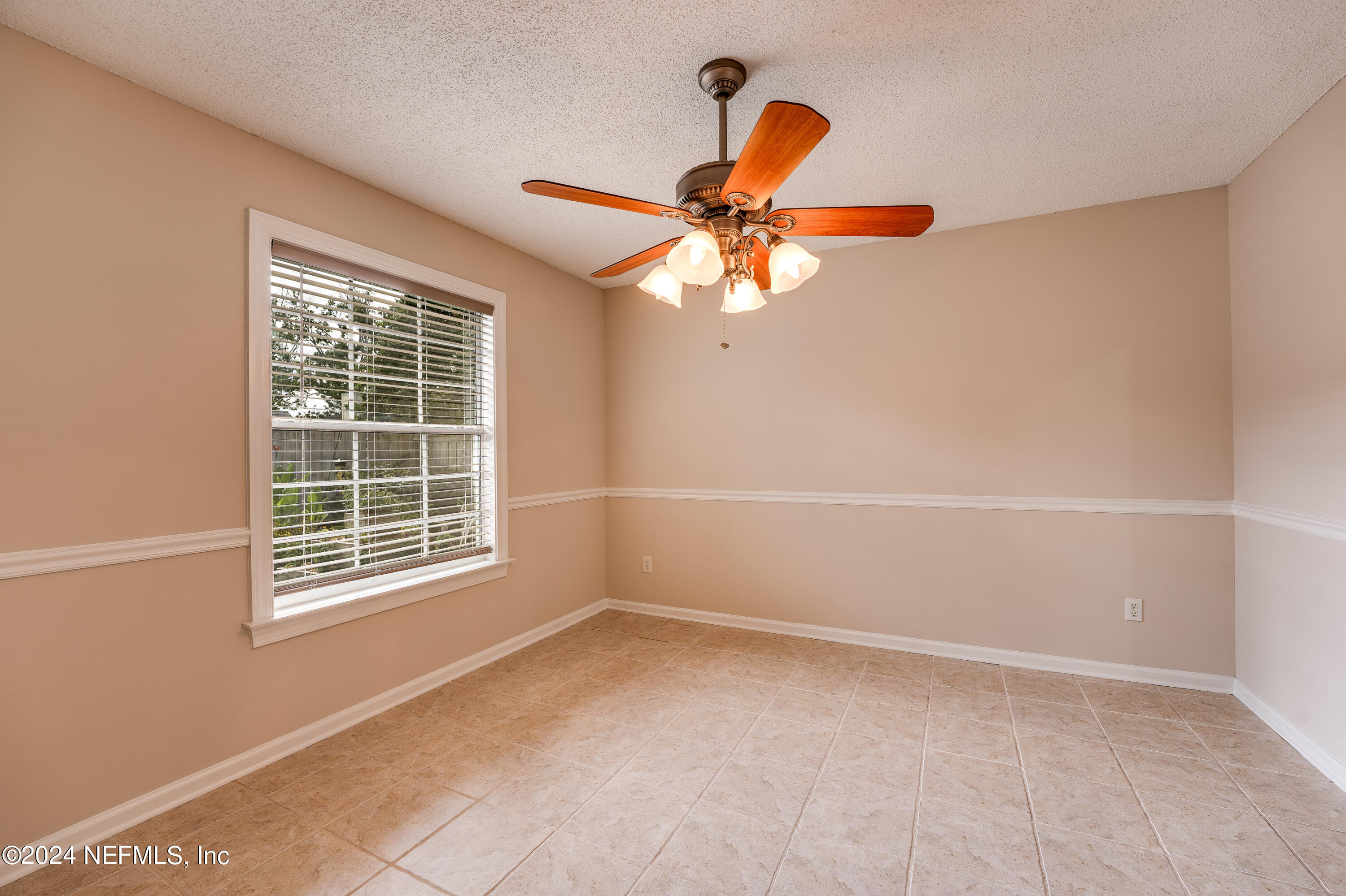 10747 CROSSTIE Road E