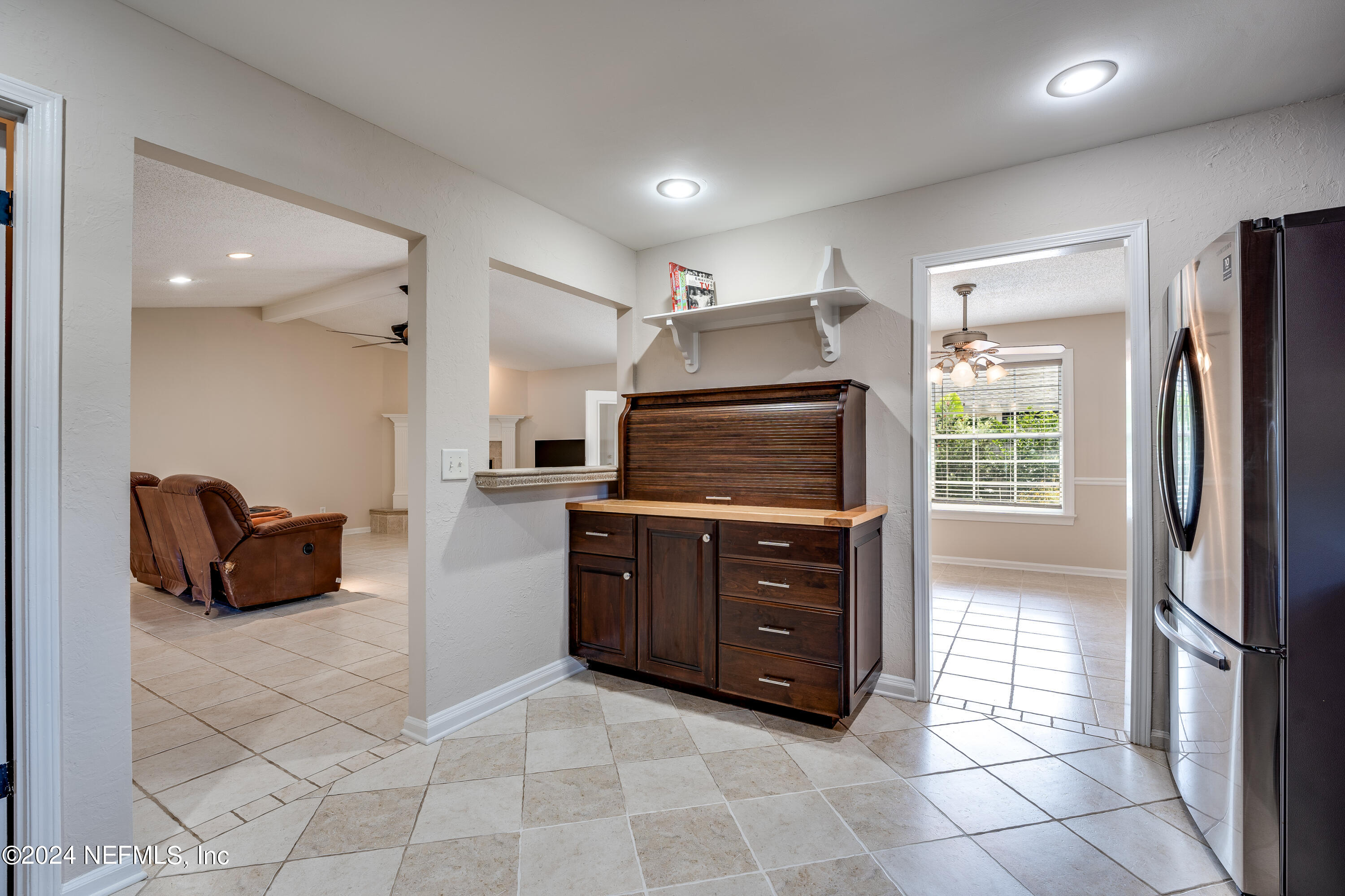 10747 CROSSTIE Road E