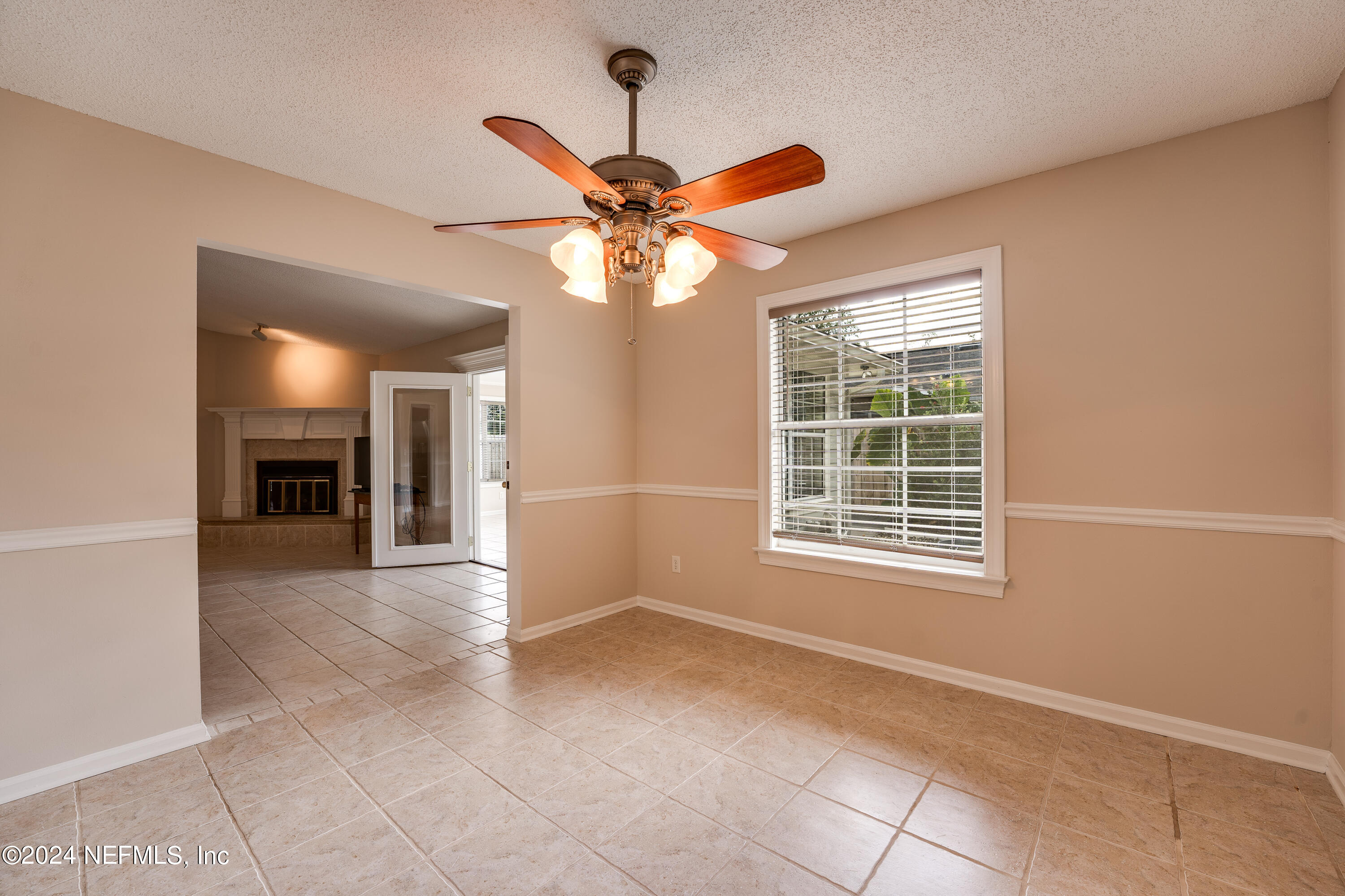 10747 CROSSTIE Road E