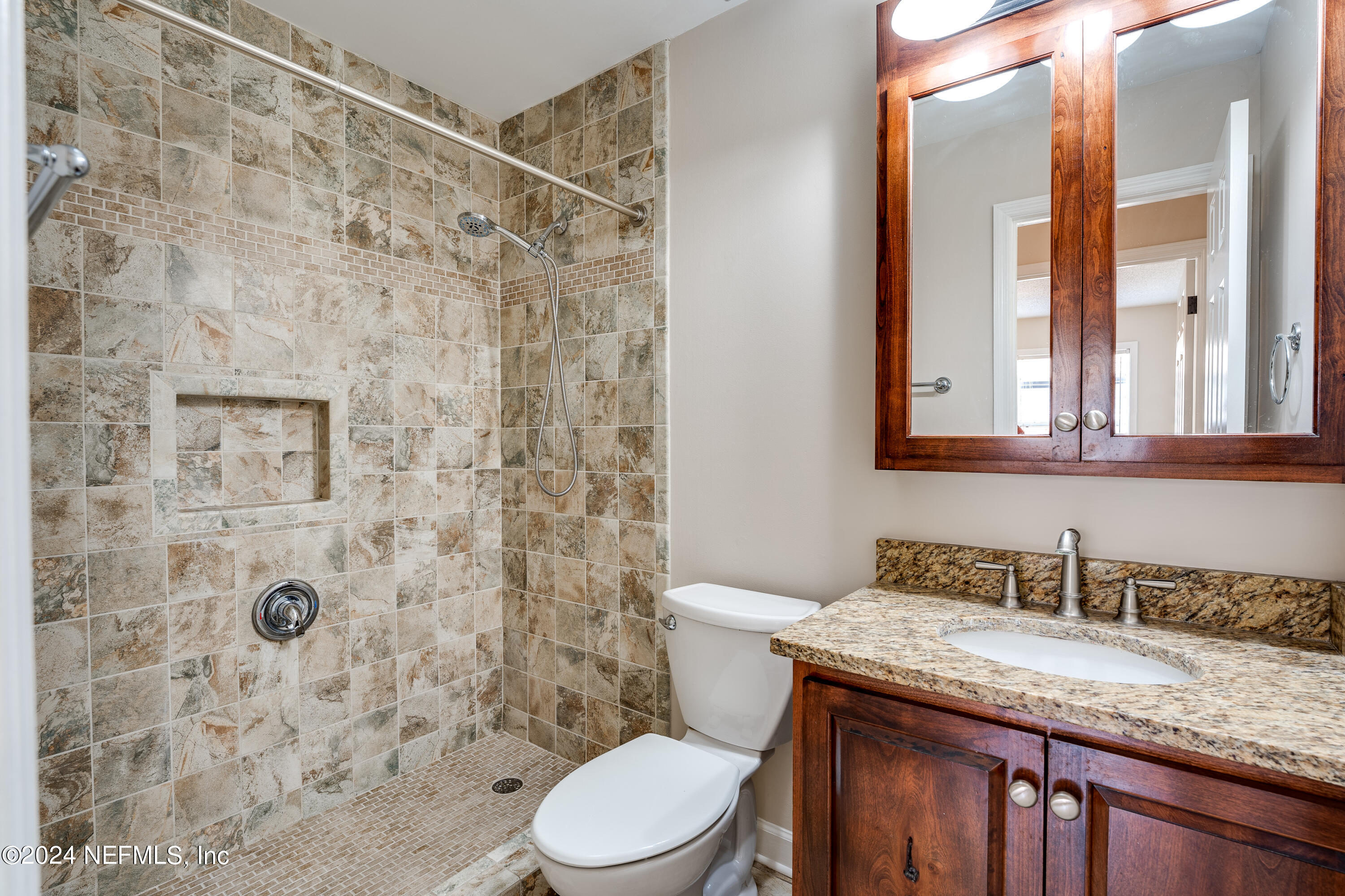 10747 CROSSTIE Road E