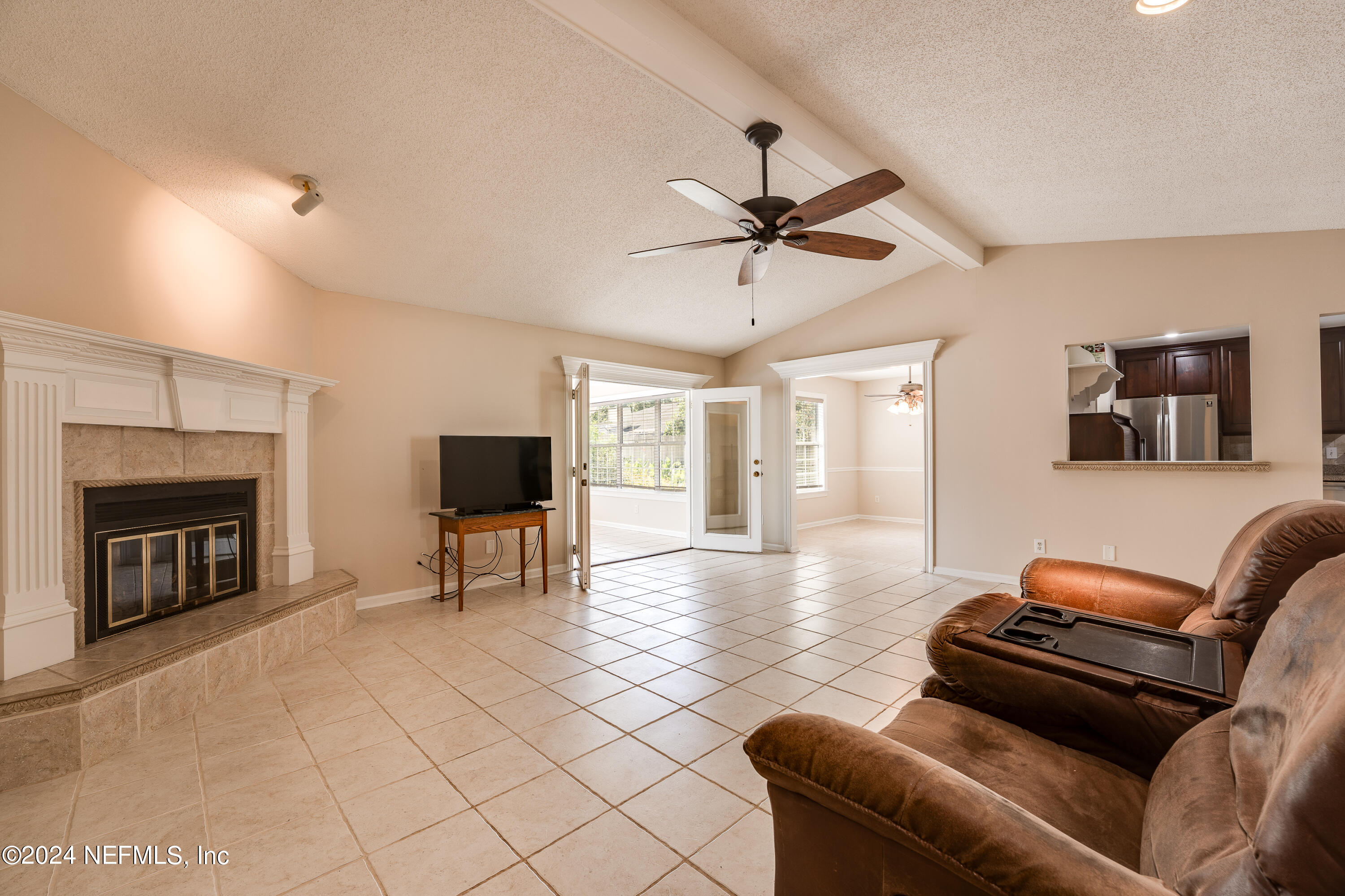 10747 CROSSTIE Road E