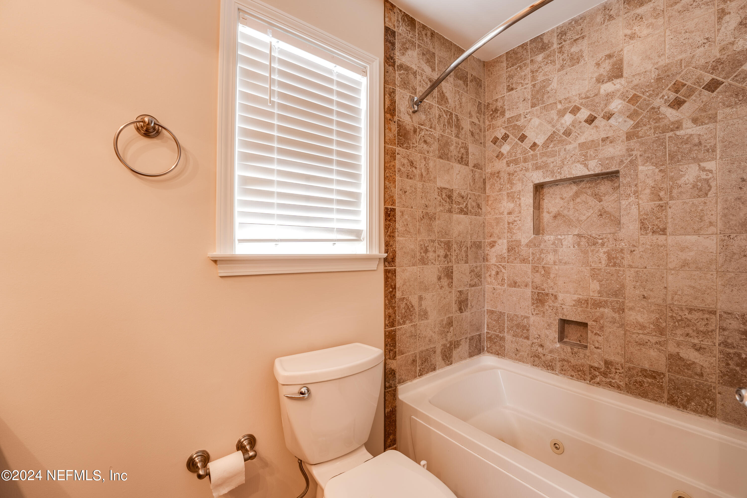 10747 CROSSTIE Road E