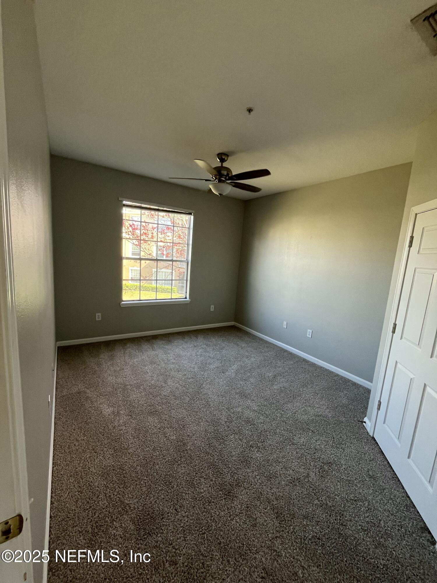 7990 BAYMEADOWS Road E, 907