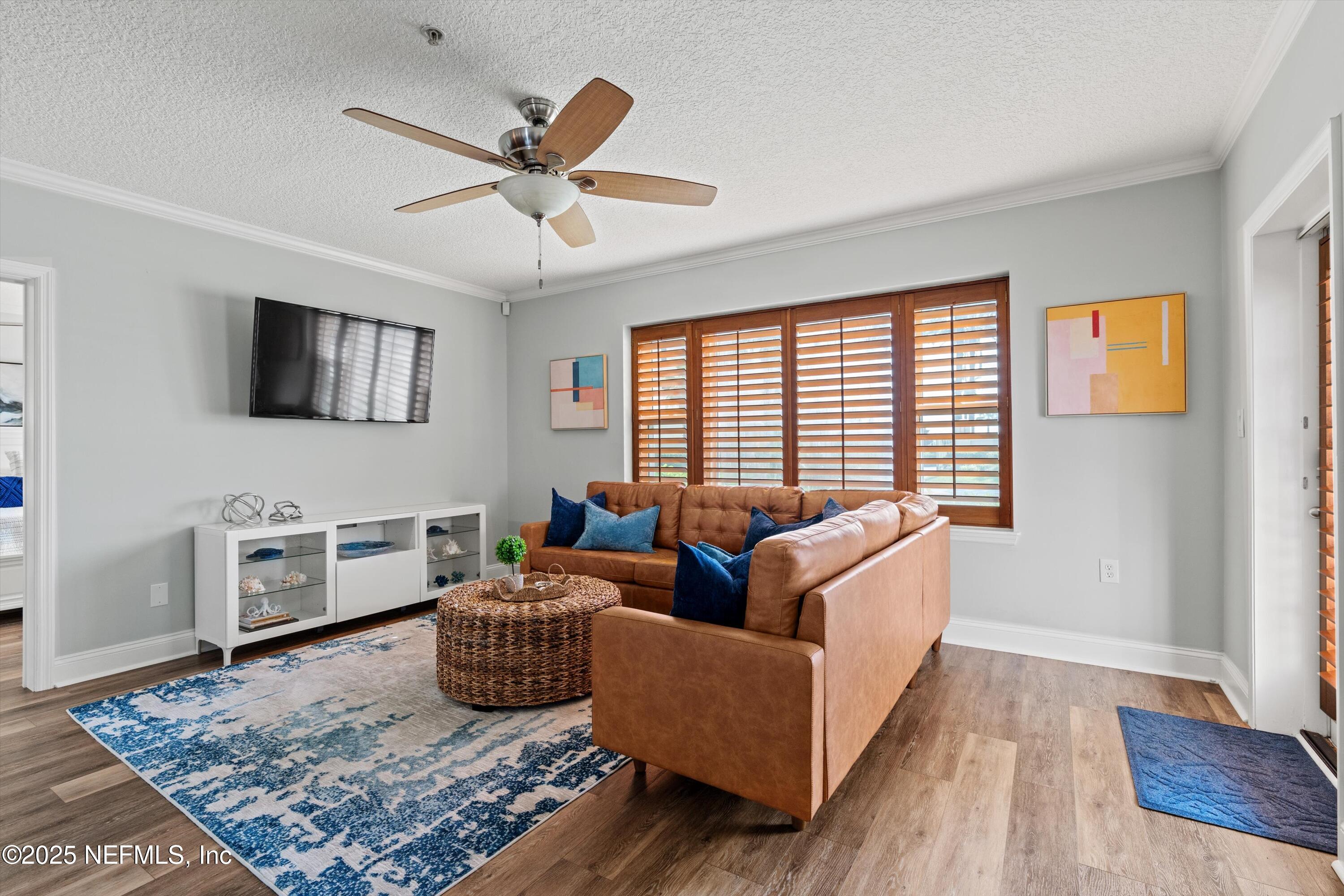 922 1ST Street S, 102