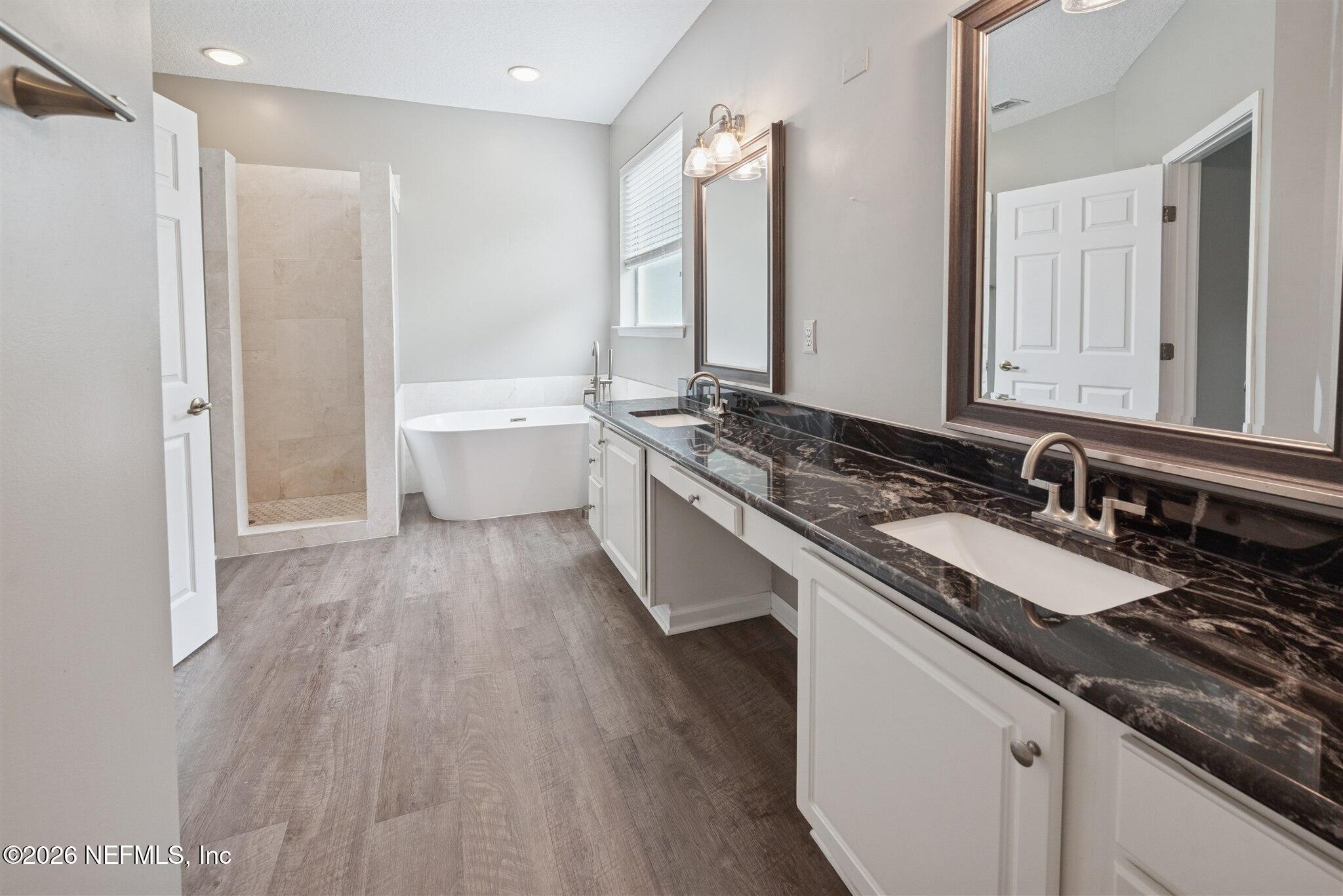 3161 LA RESERVE Drive