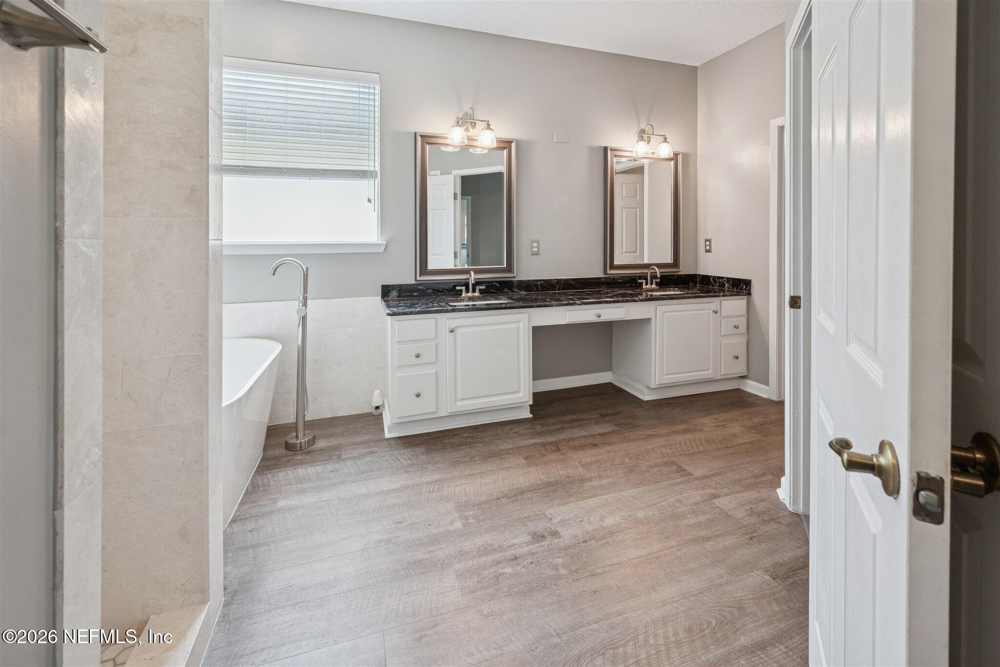 3161 LA RESERVE Drive