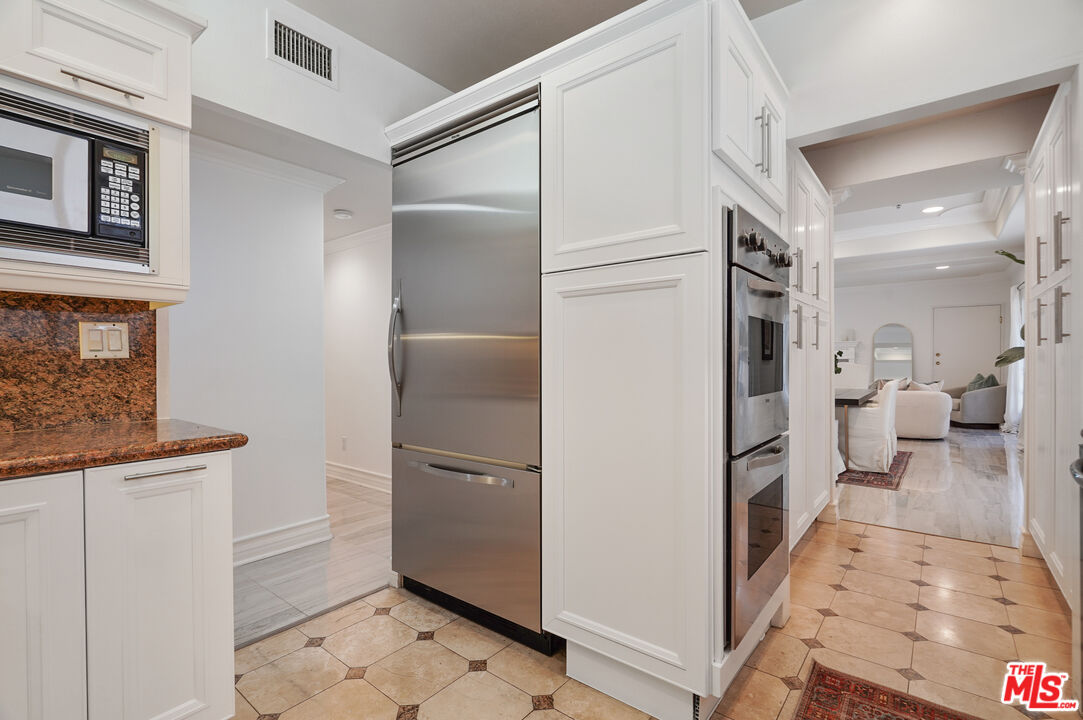 11826 Dorothy St Unit: 102