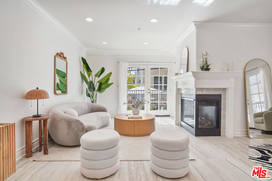 11826 Dorothy St Unit: 102