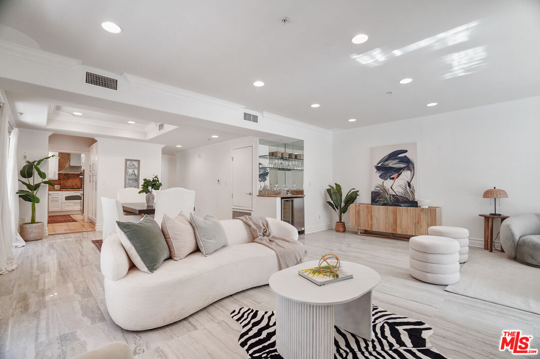 11826 Dorothy St Unit: 102