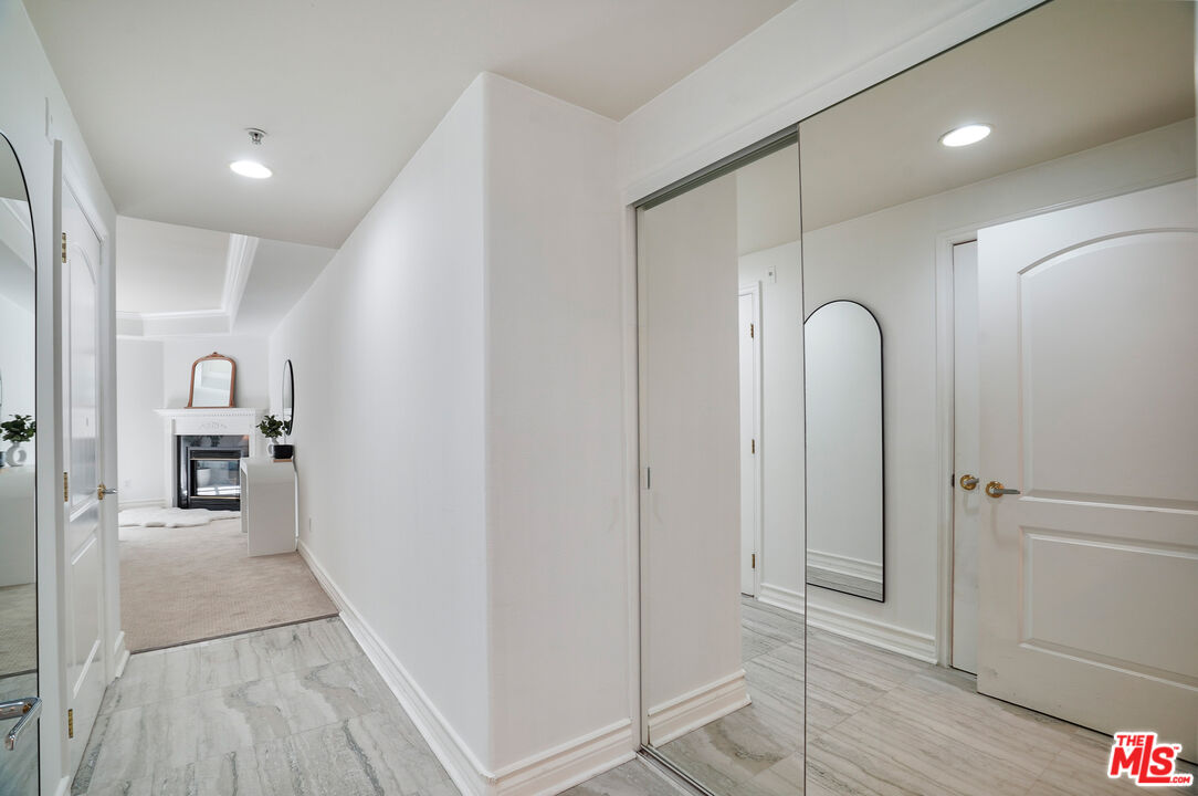 11826 Dorothy St Unit: 102