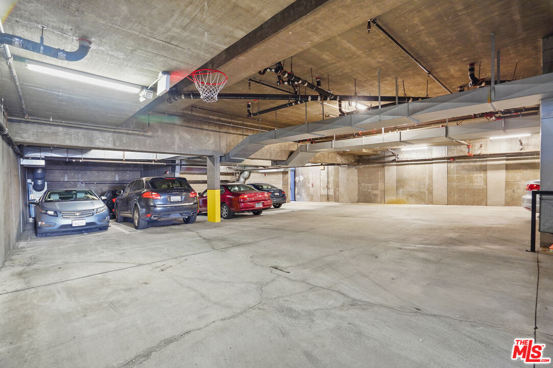 11826 Dorothy St Unit: 102