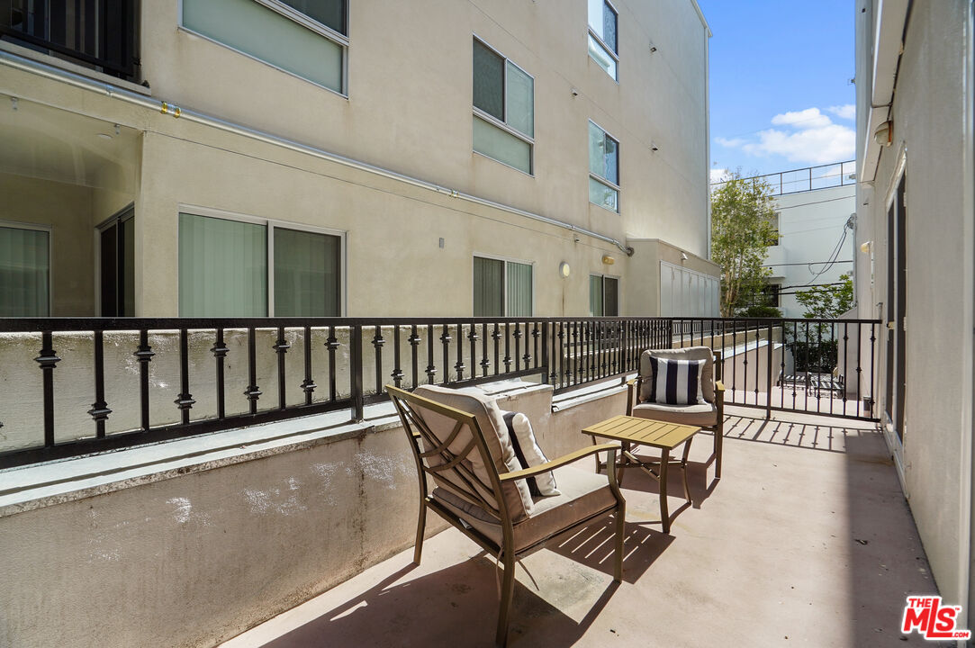 11826 Dorothy St Unit: 102