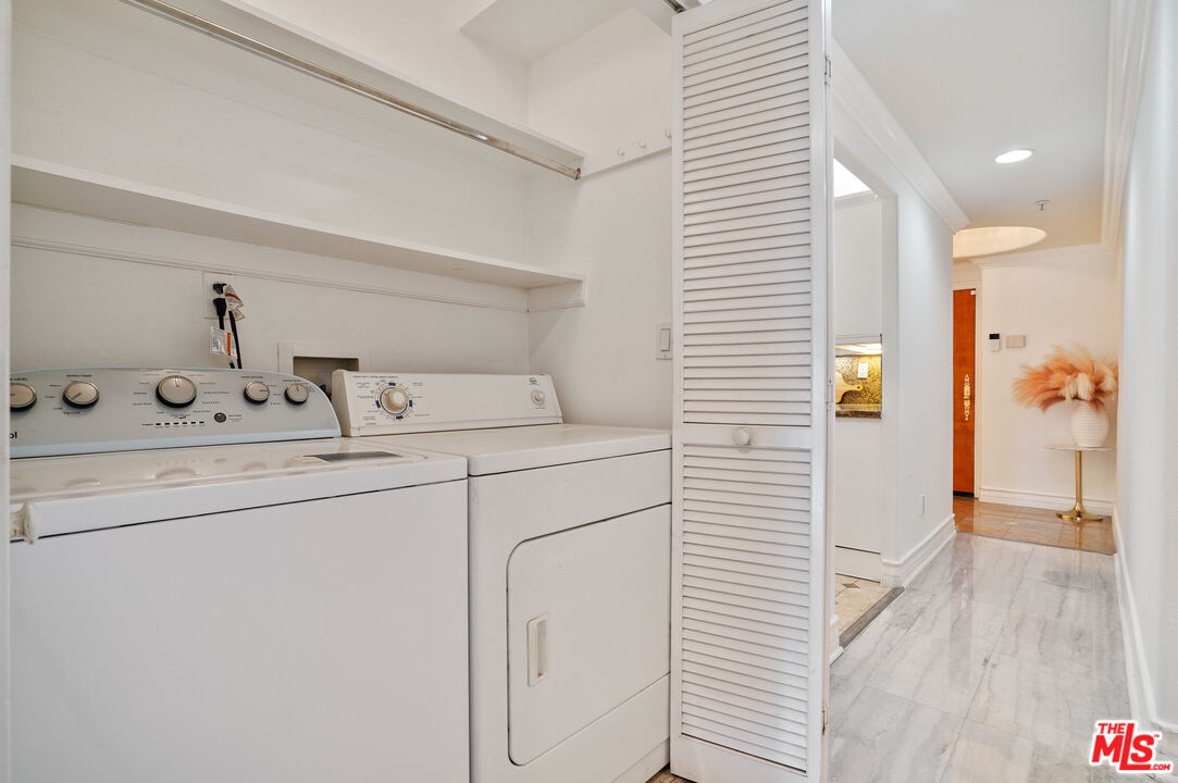 11826 Dorothy St Unit: 102