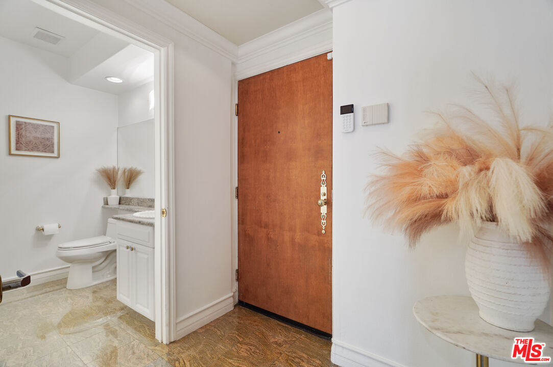 11826 Dorothy St Unit: 102