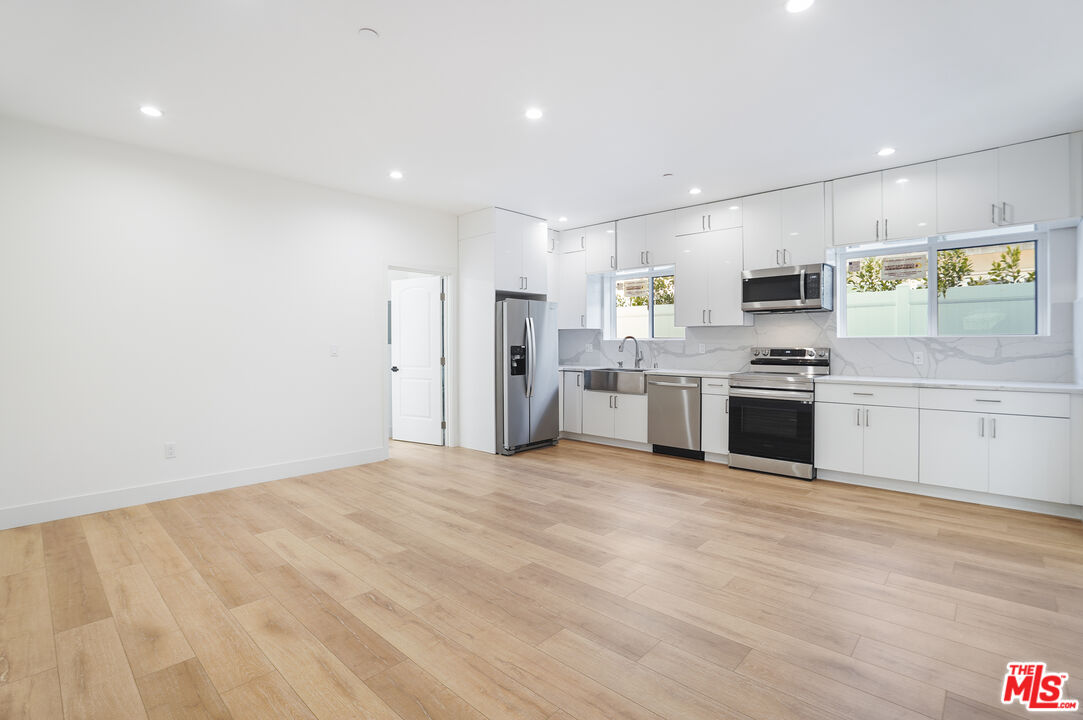6266 Etiwanda Ave Unit: 18252
