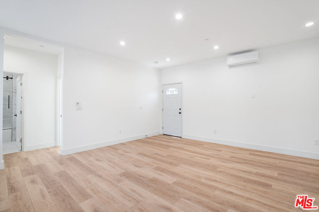 6266 Etiwanda Ave Unit: 18252