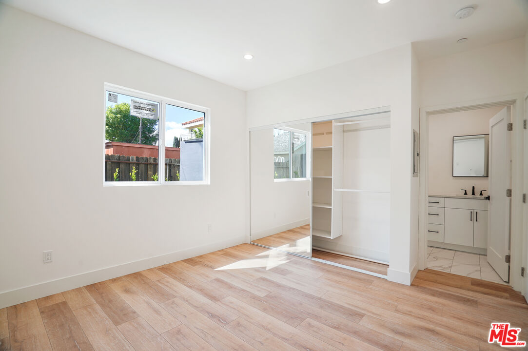 6266 Etiwanda Ave Unit: 18252
