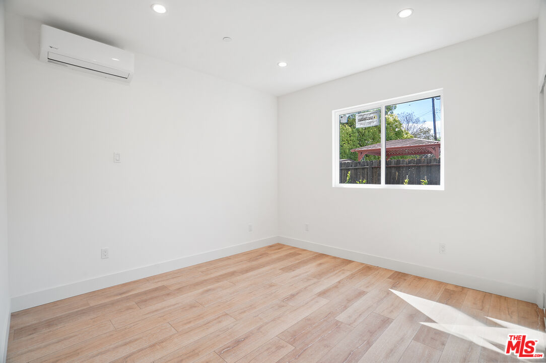 6266 Etiwanda Ave Unit: 18252
