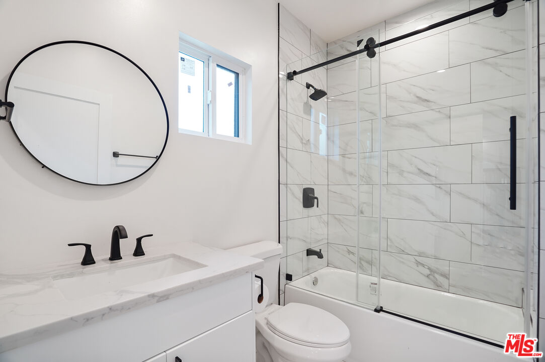 6266 Etiwanda Ave Unit: 18252