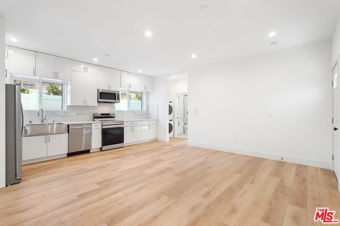 6266 Etiwanda Ave Unit: 18252