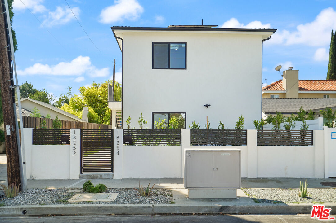 6266 Etiwanda Ave Unit: 18252