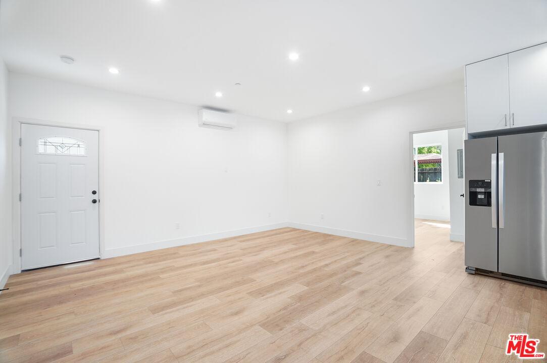 6266 Etiwanda Ave Unit: 18252