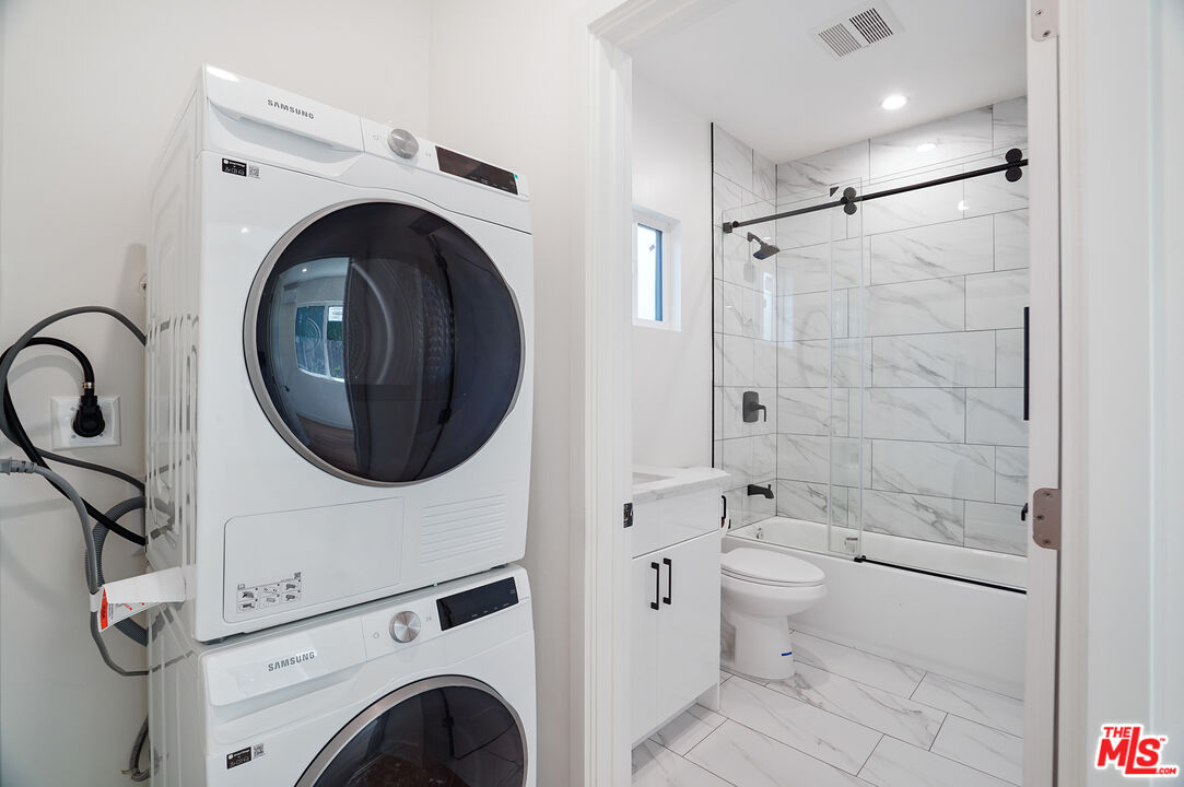 6266 Etiwanda Ave Unit: 18252
