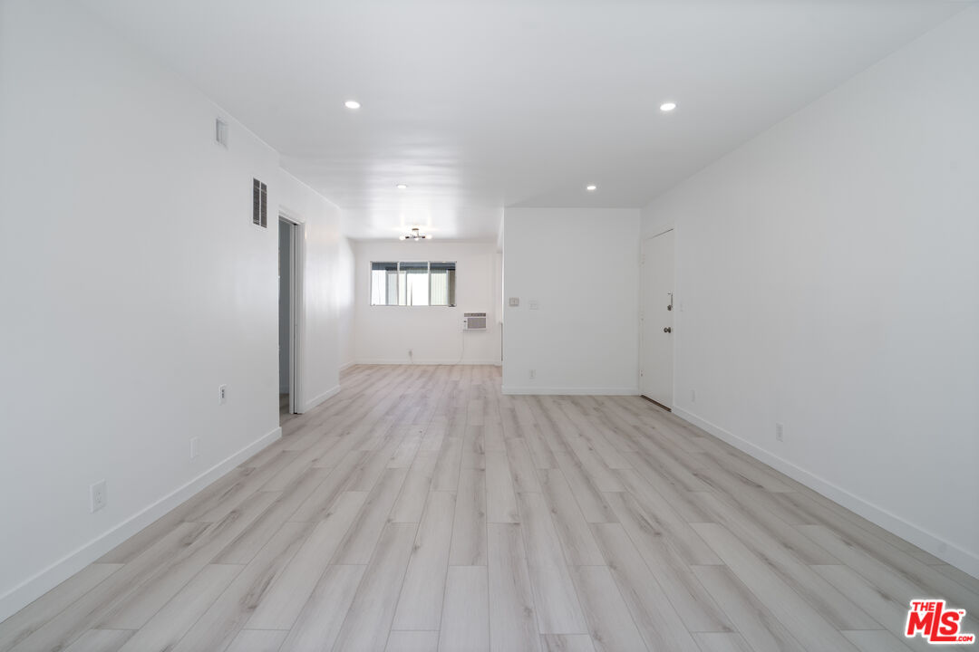 849 S Bedford St Unit: 2