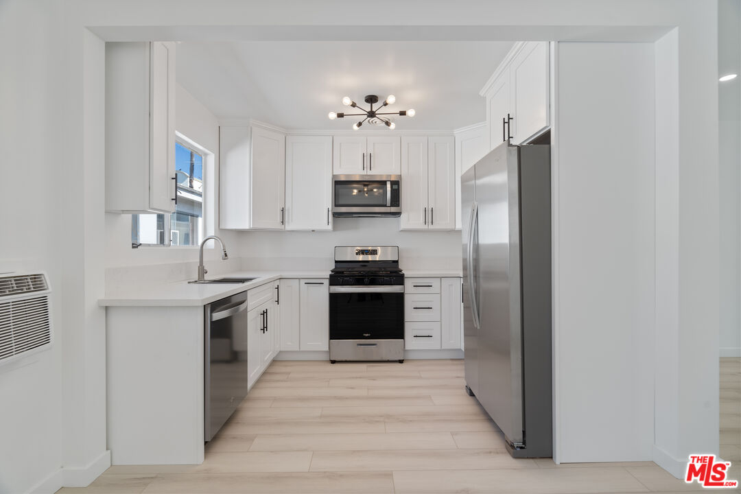 849 S Bedford St Unit: 2