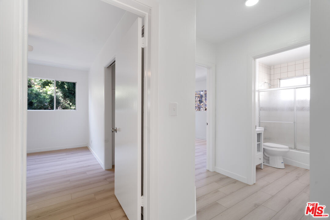 849 S Bedford St Unit: 2