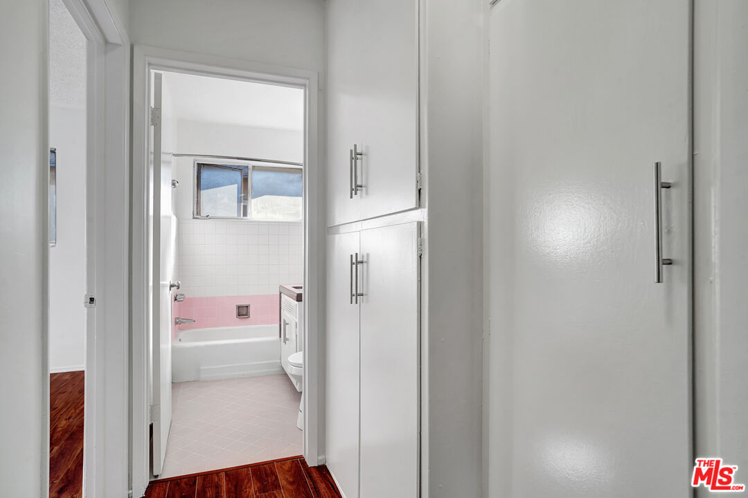 849 S Bedford St Unit: 4