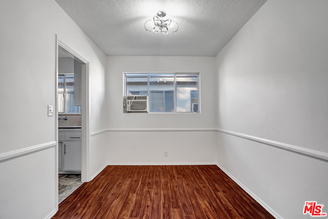 849 S Bedford St Unit: 4