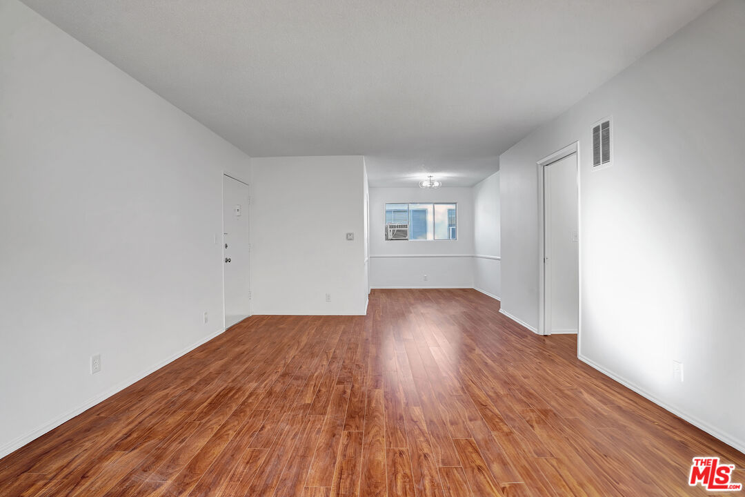 849 S Bedford St Unit: 4