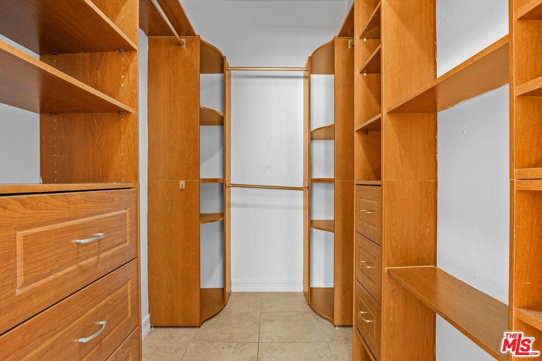 10787 WILSHIRE BLVD Unit: 804