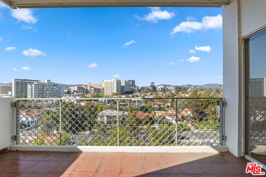 10787 WILSHIRE BLVD Unit: 804