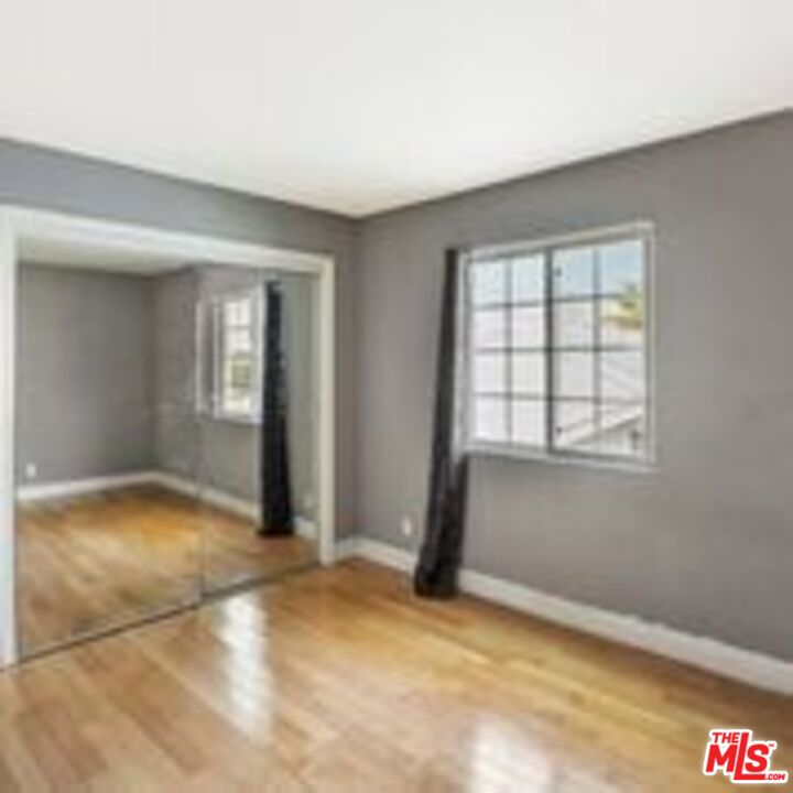 1706 AMHERST AVE