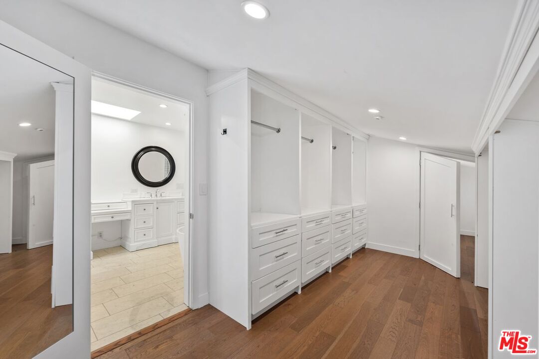 400 Chautauqua Blvd