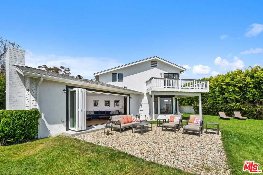 400 Chautauqua Blvd