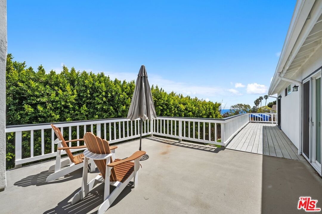 400 Chautauqua Blvd