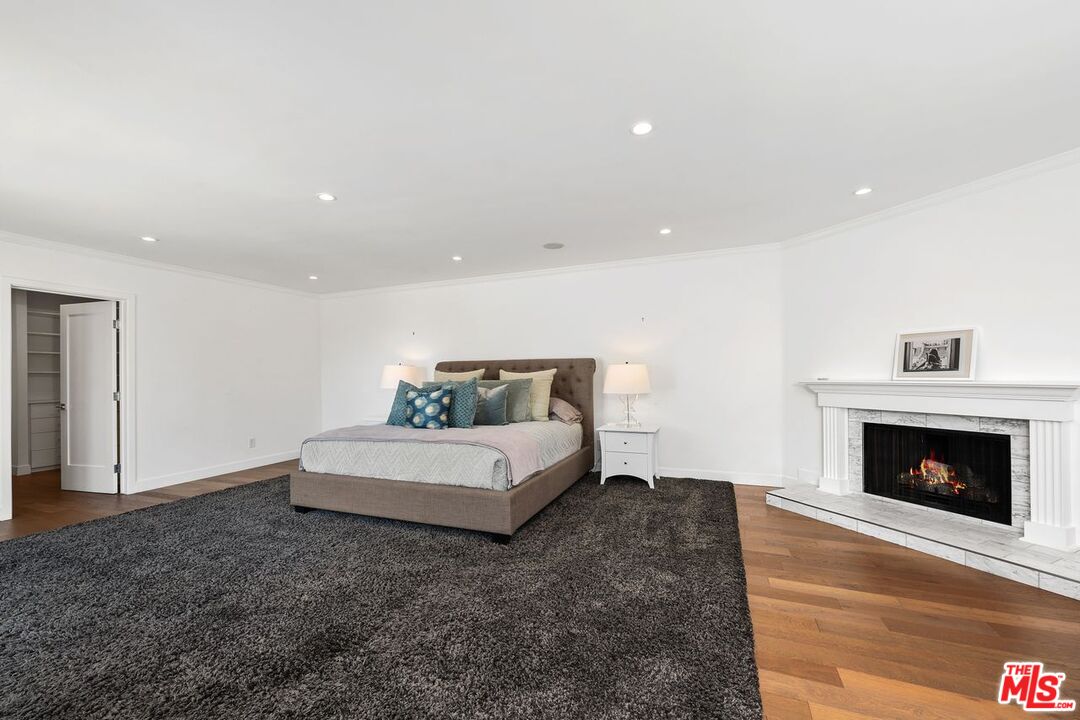 400 Chautauqua Blvd