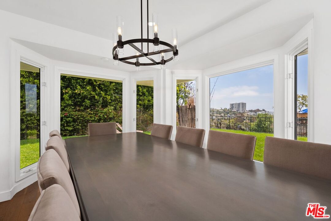 400 Chautauqua Blvd