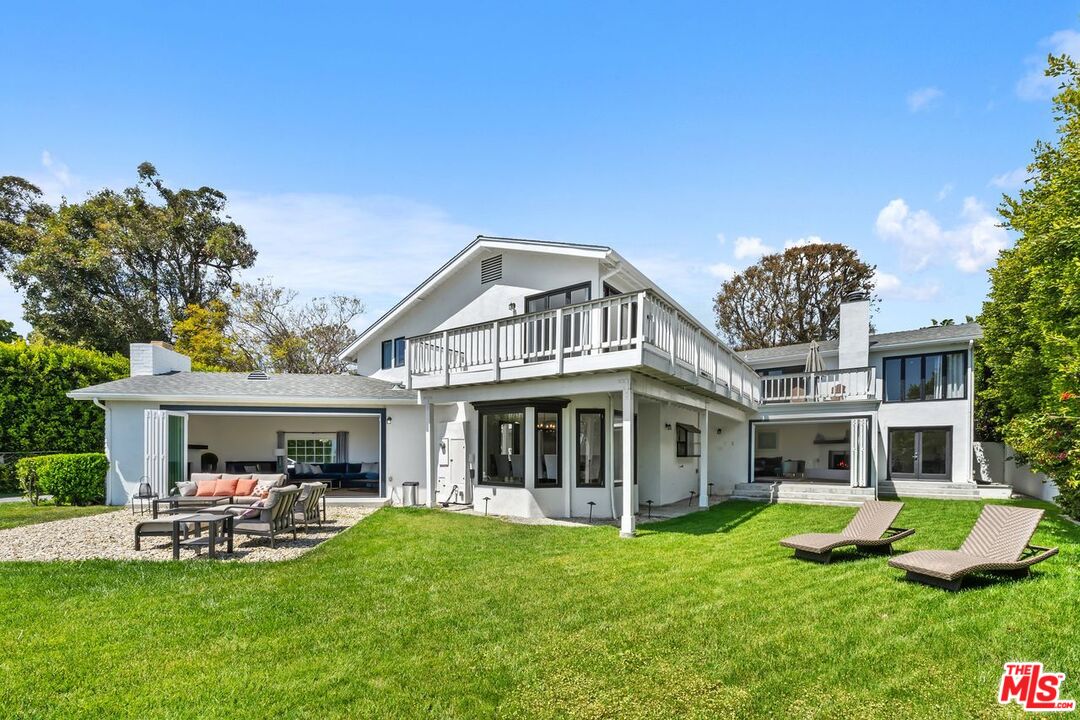 400 Chautauqua Blvd