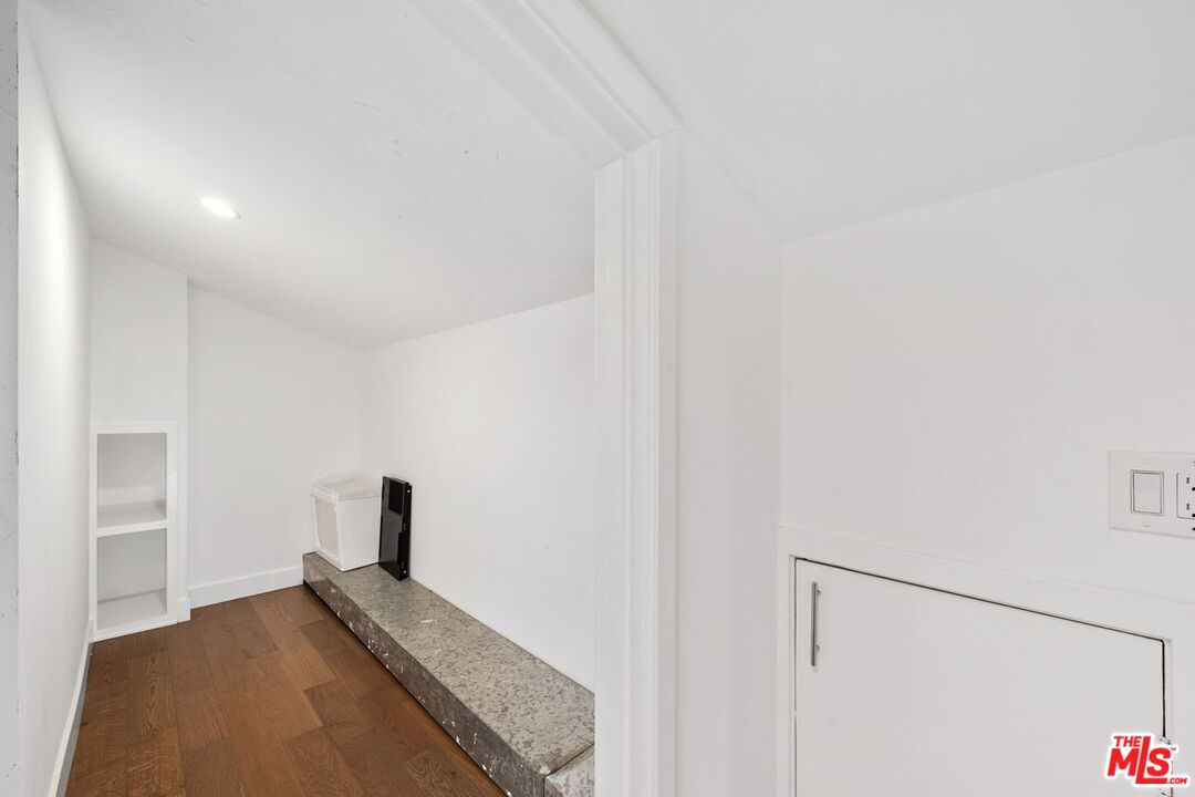 400 Chautauqua Blvd