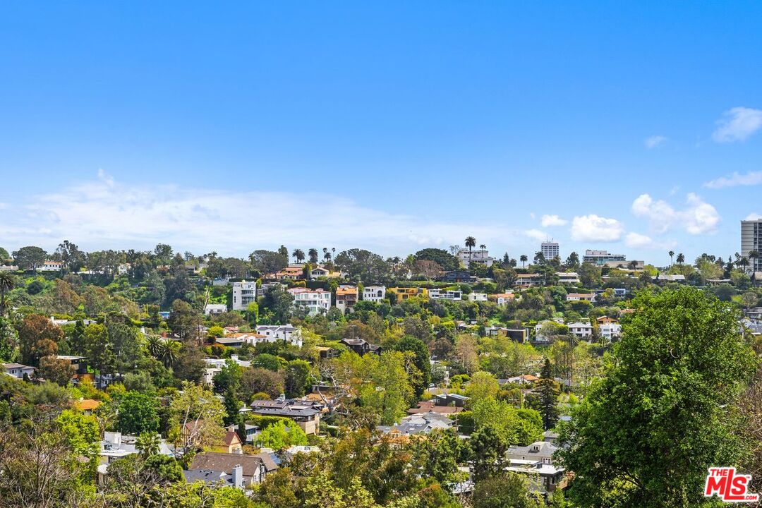 400 Chautauqua Blvd