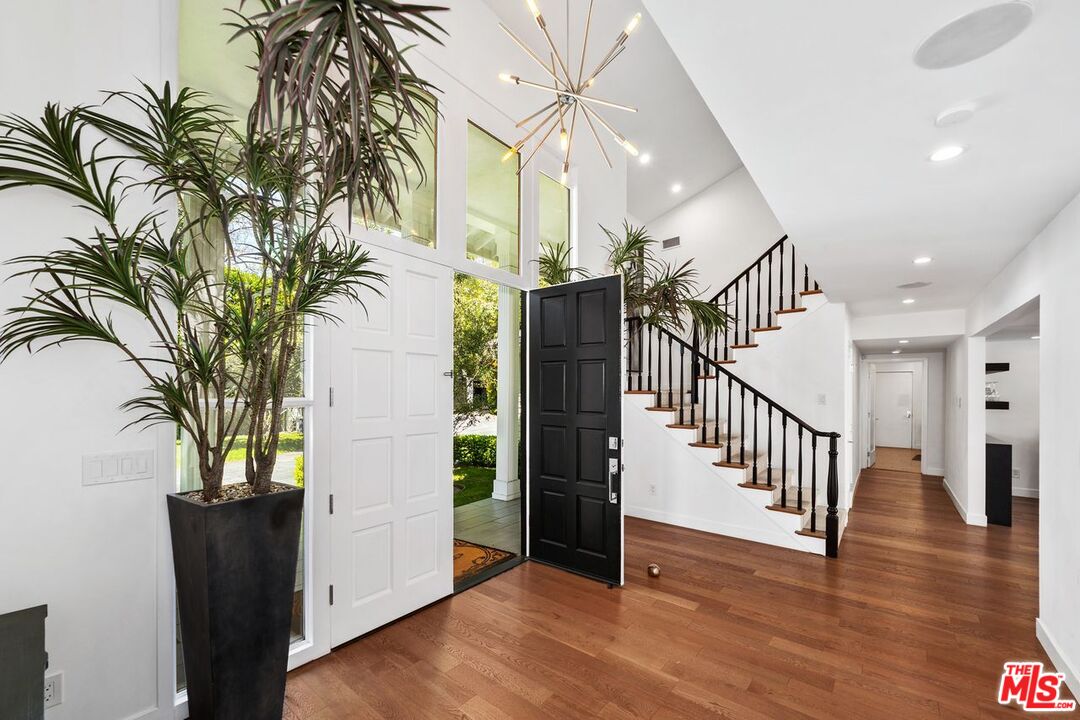 400 Chautauqua Blvd