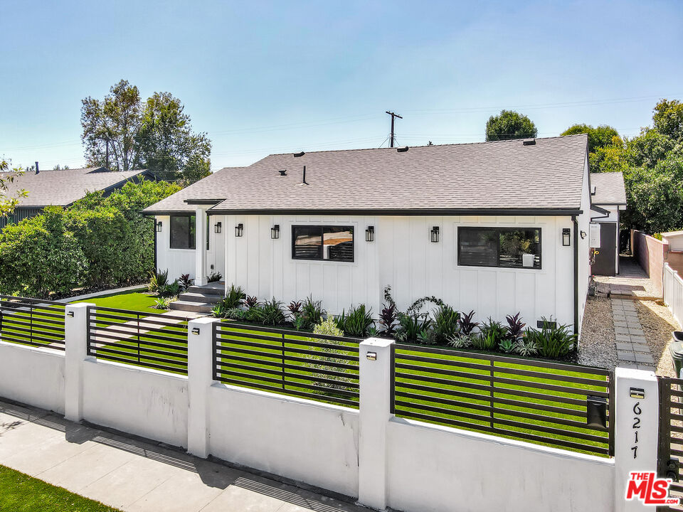 6219 Sylvia Ave