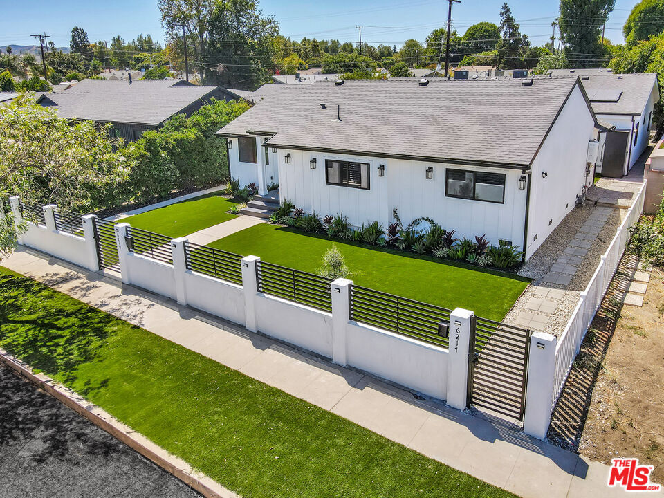 6219 Sylvia Ave