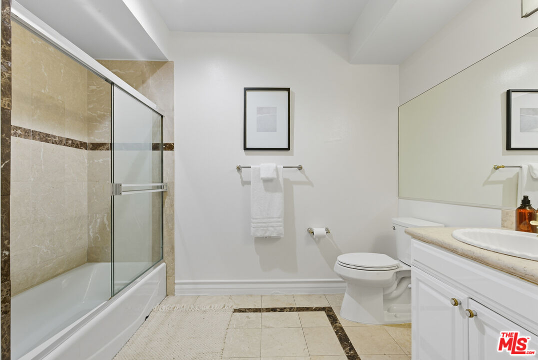 11826 Dorothy St Unit: 202